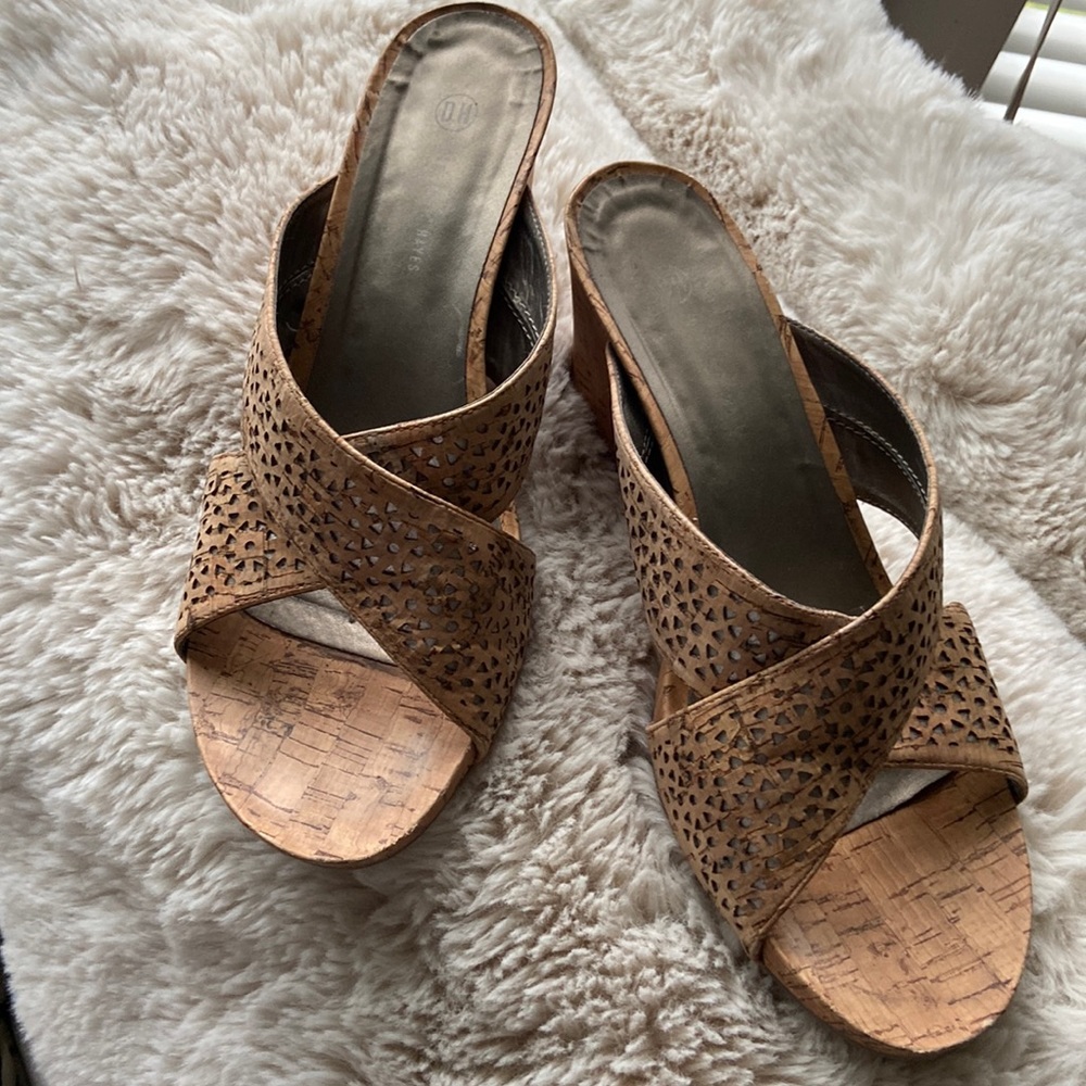 Seldom worn faux cork with silver inlay platform sandals